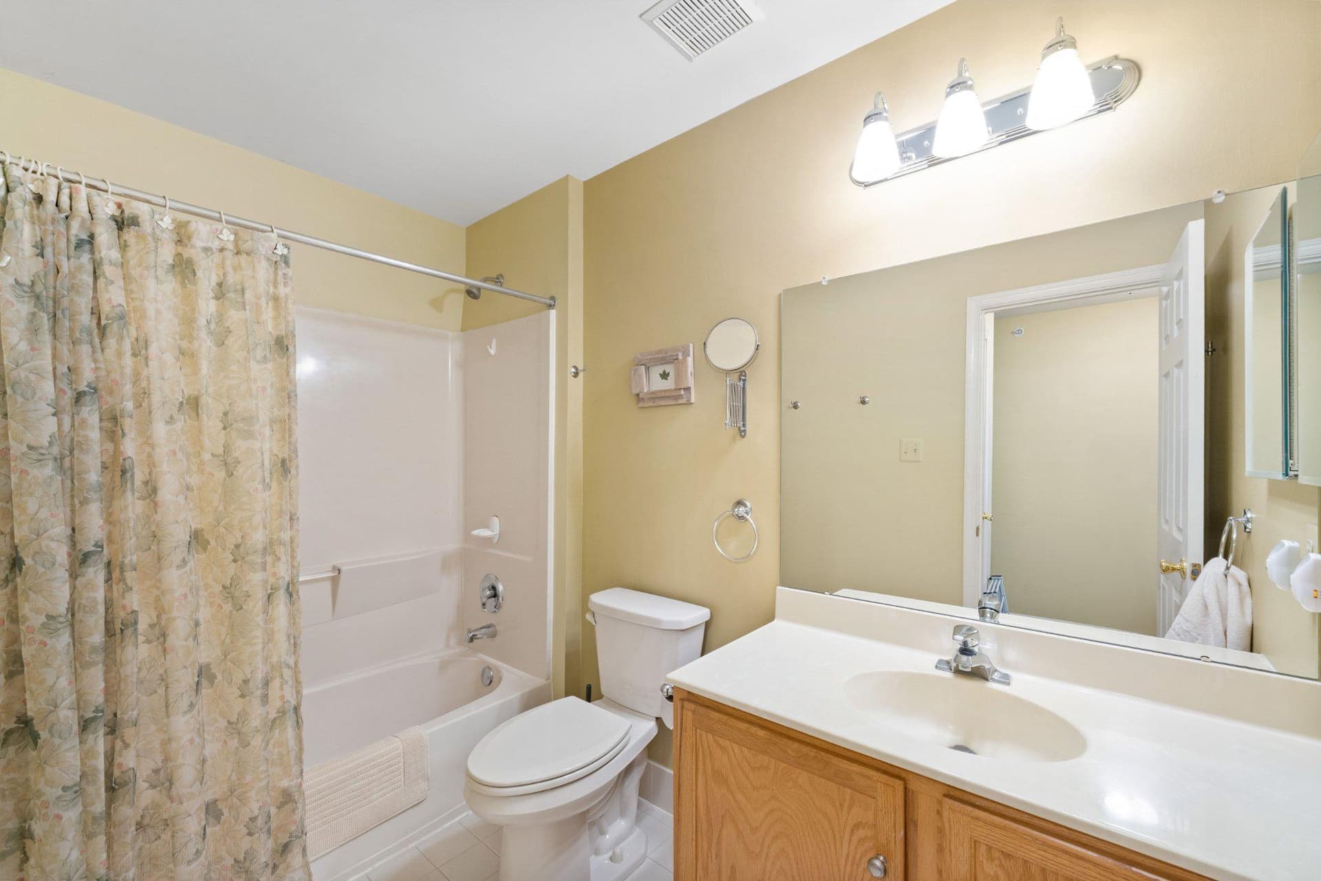 136 Sunnyhill Drive photo 27
