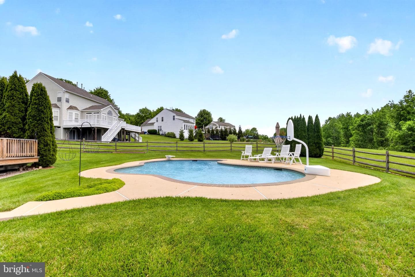 31 Stanford Drive photo 8
