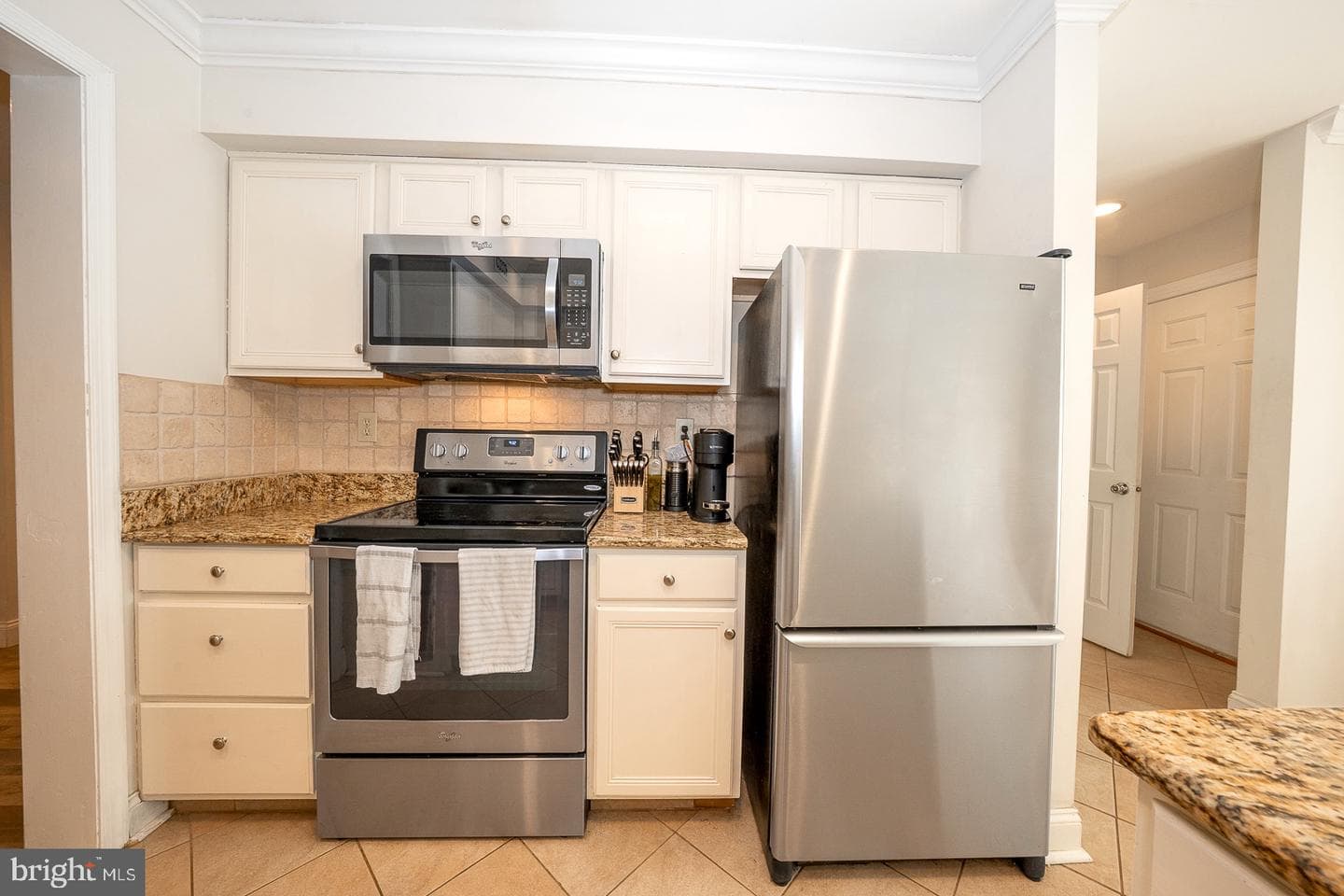 407 Hartford Square #50 photo 14