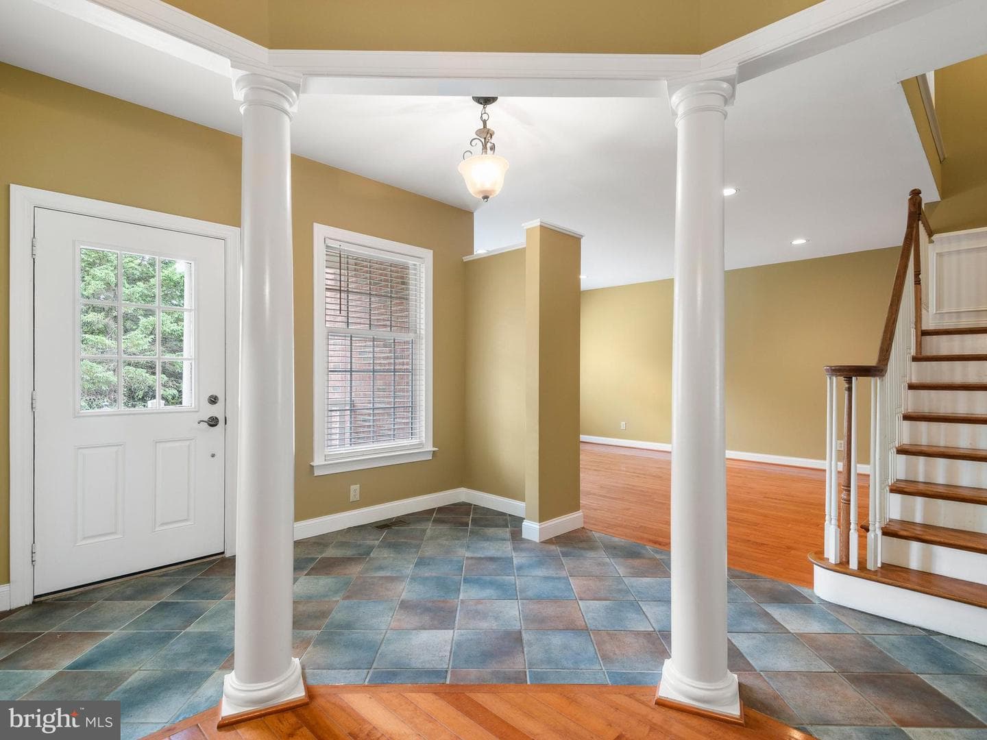 178 Windgate Drive photo 4