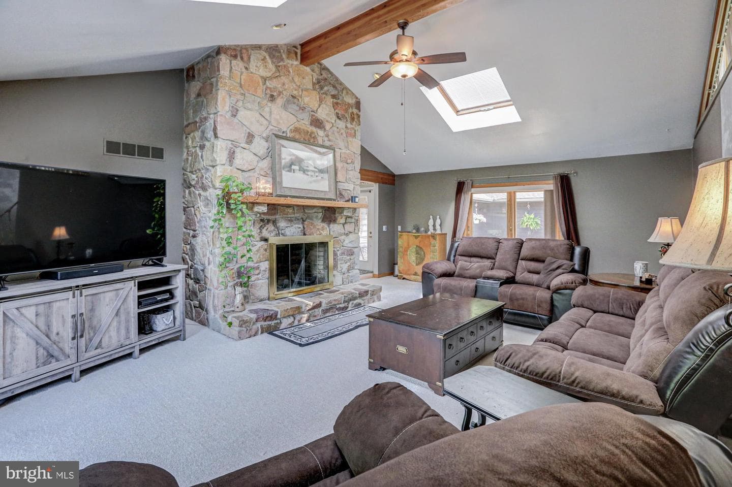 199 Sunnyside Road photo 16