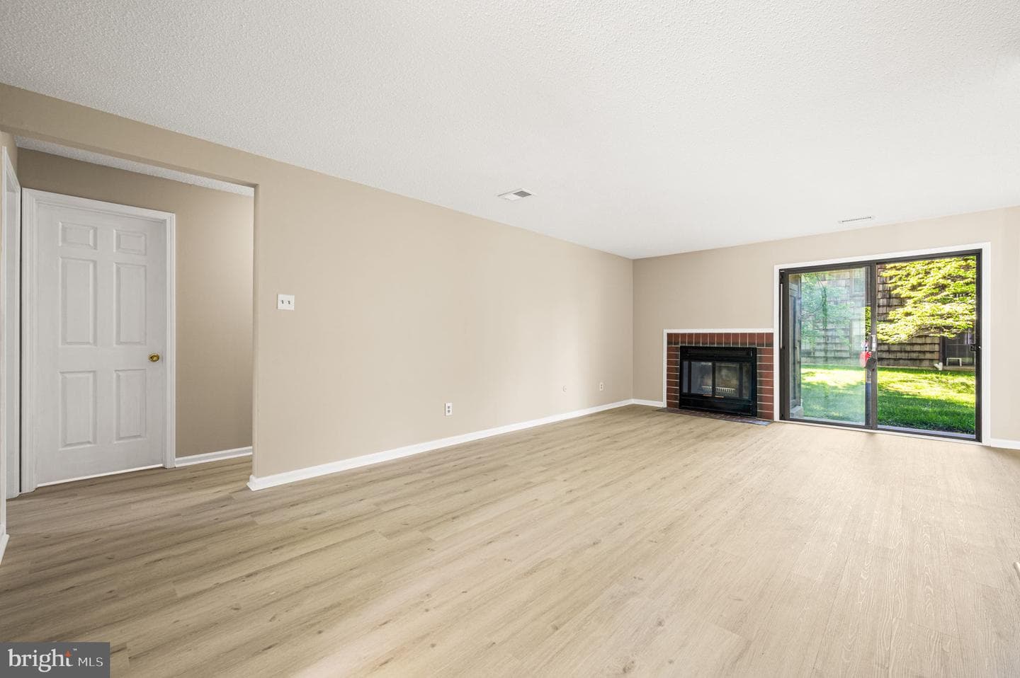 112 Chase Road photo 3