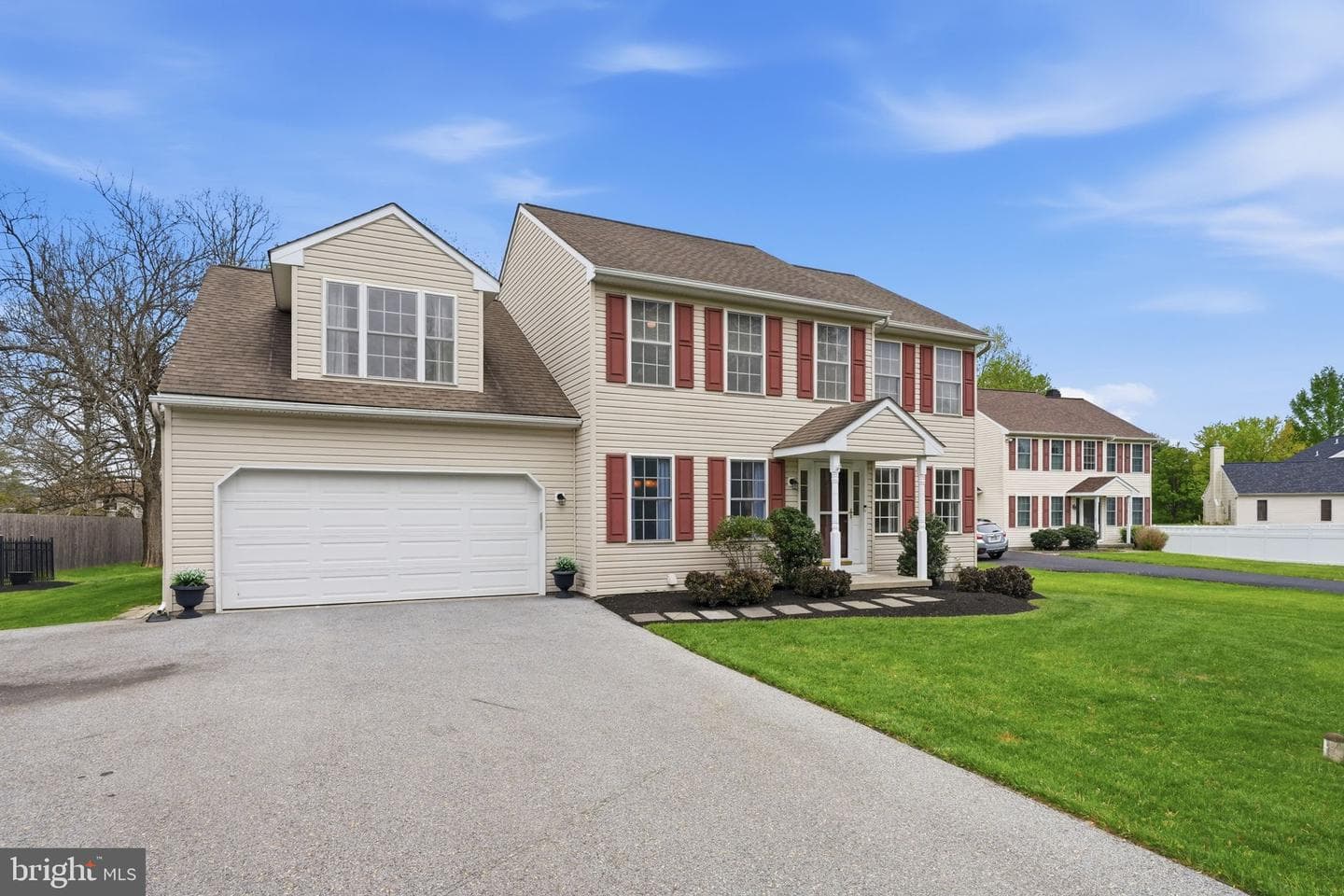 106 Stonebridge Lane photo 3