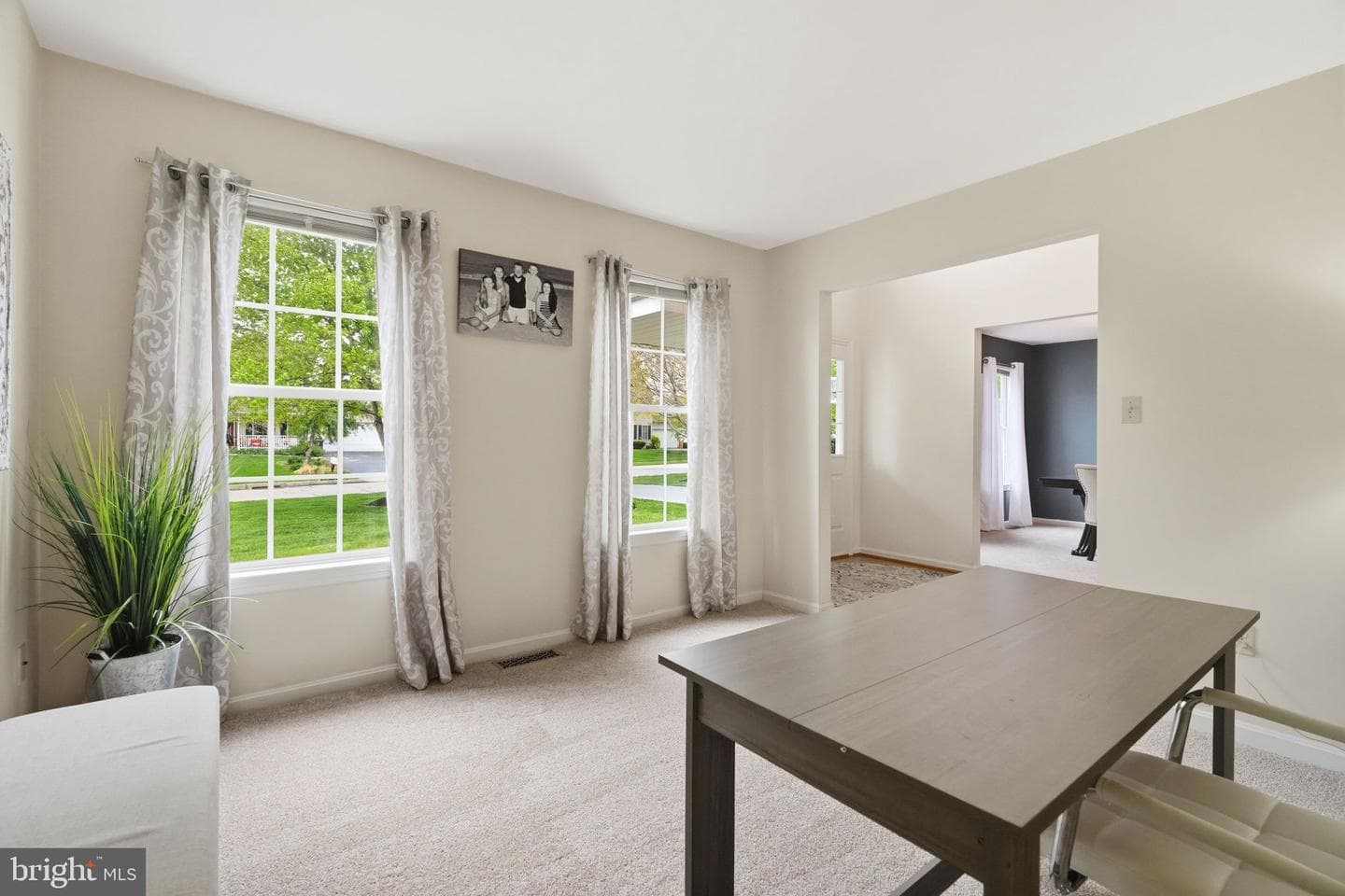 106 Stonebridge Lane photo 6