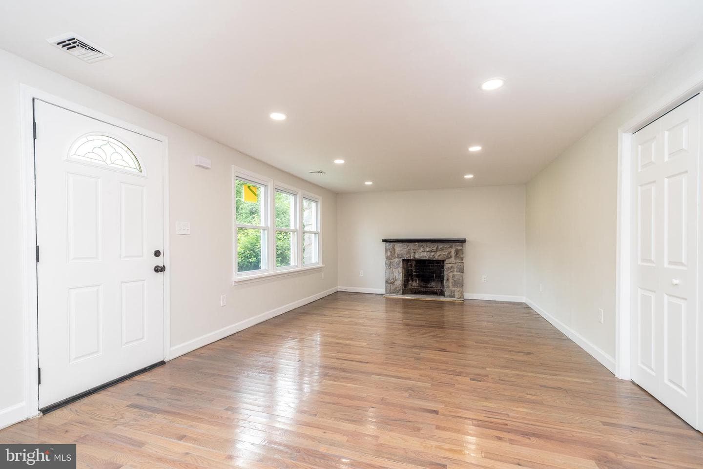 219 Stoney Run Road photo 6