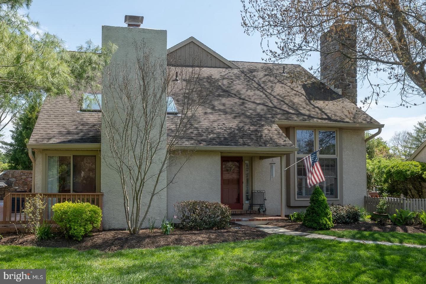 471 Chandlee Drive photo 2