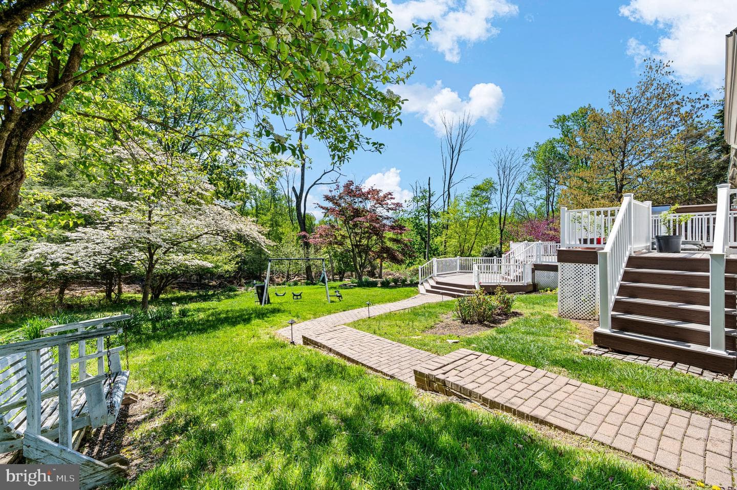 111 Brookhollow Drive photo 38