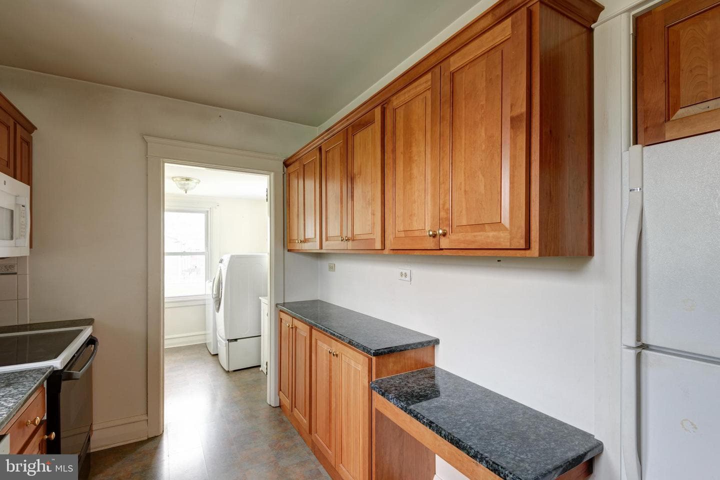 220 S 5th Street photo 9