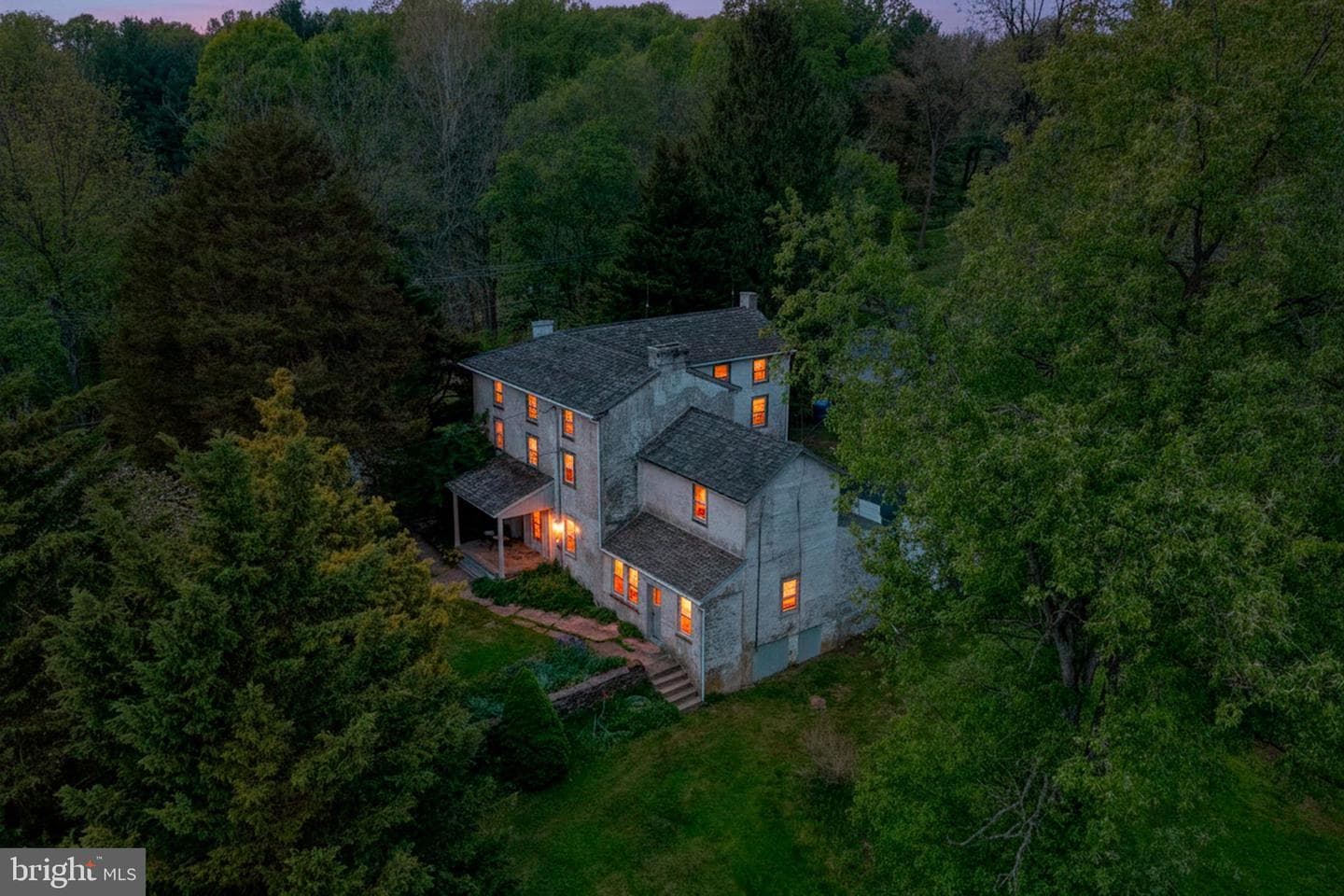255 Buttonwood Road photo 1