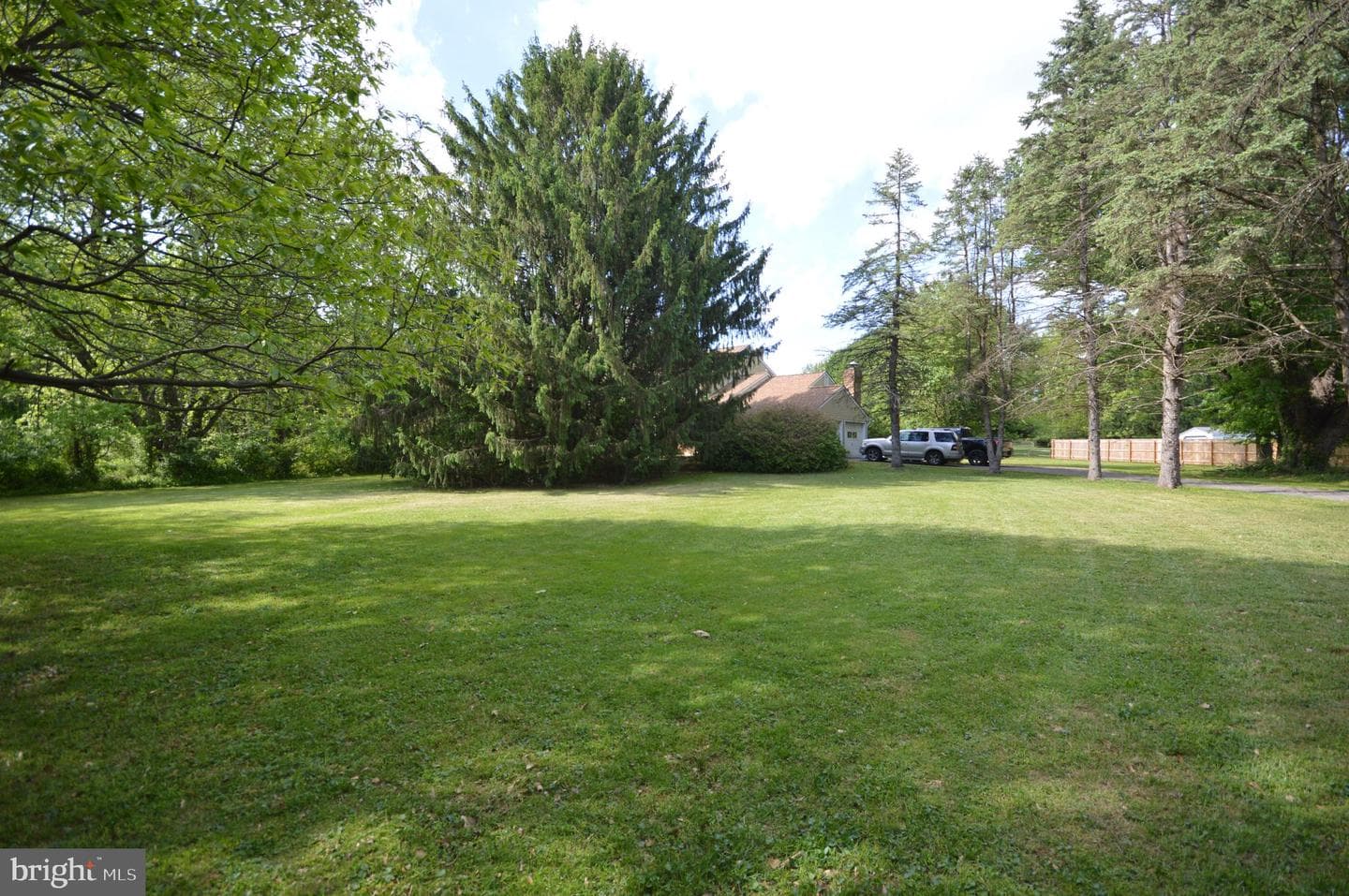 749 Street Road photo 7