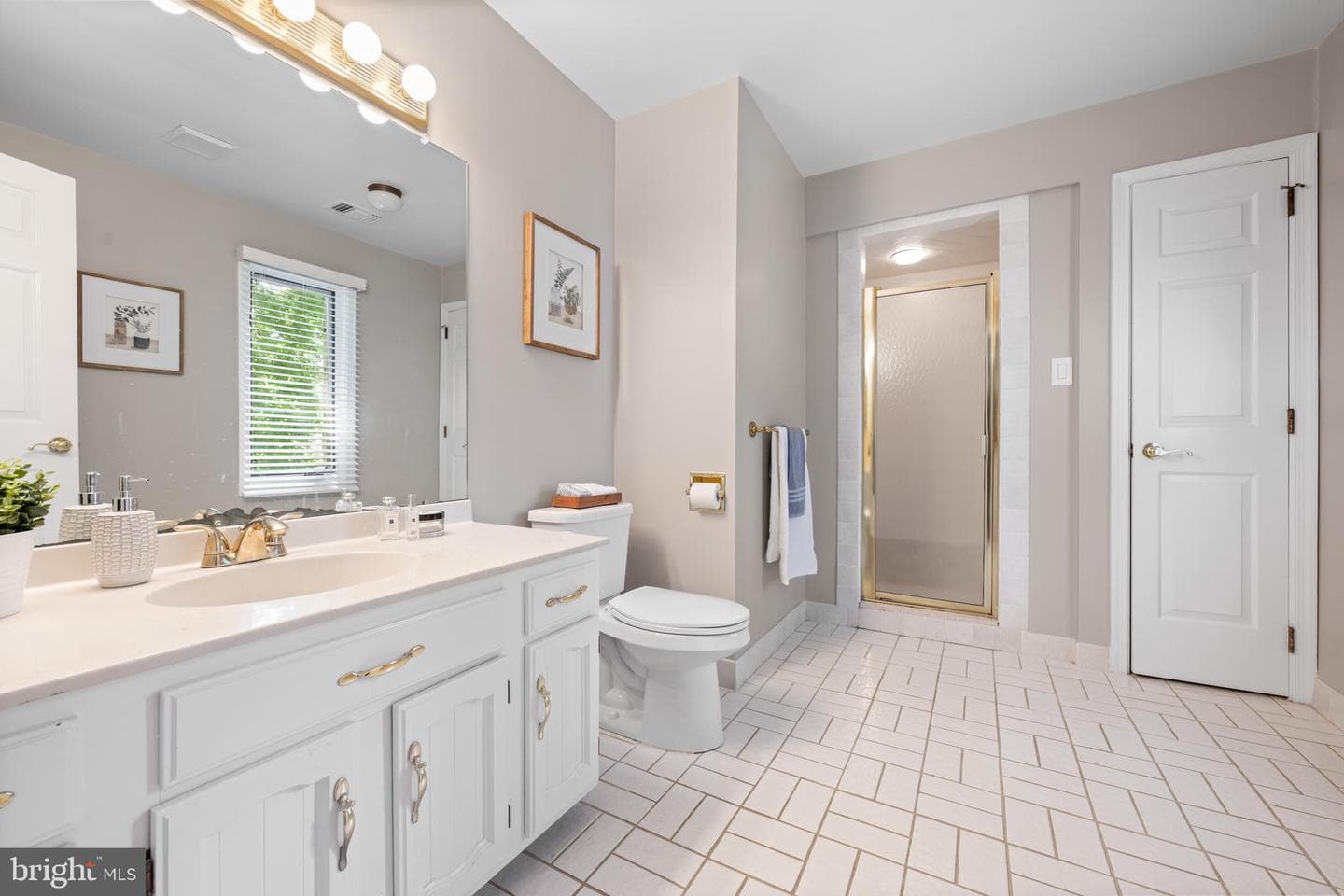 15 Calvert Circle photo 21