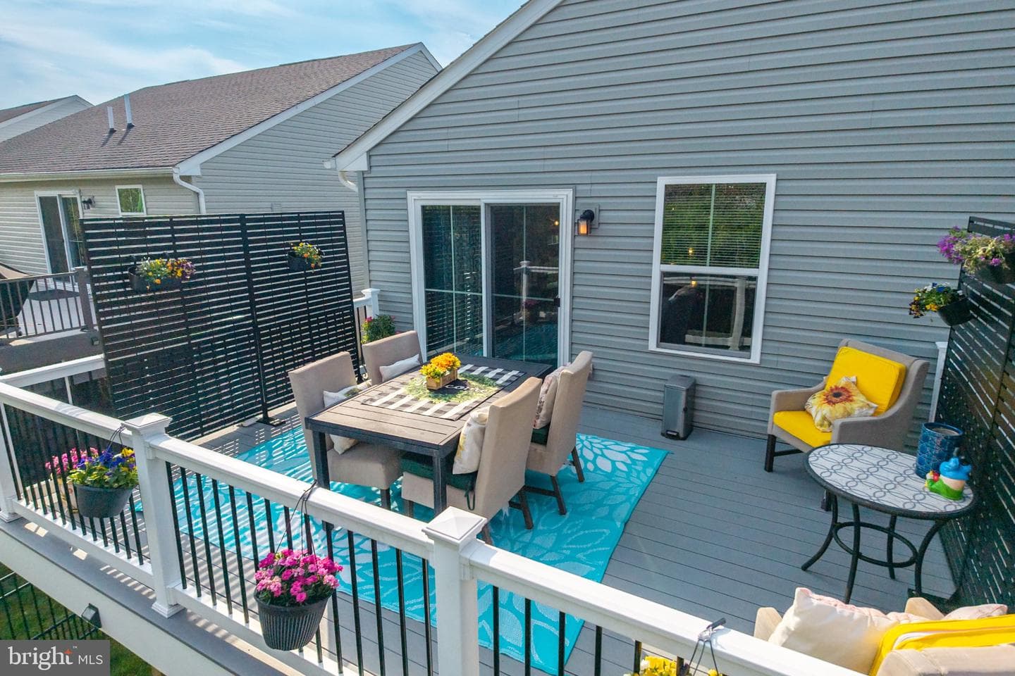 214 Folin Street photo 22