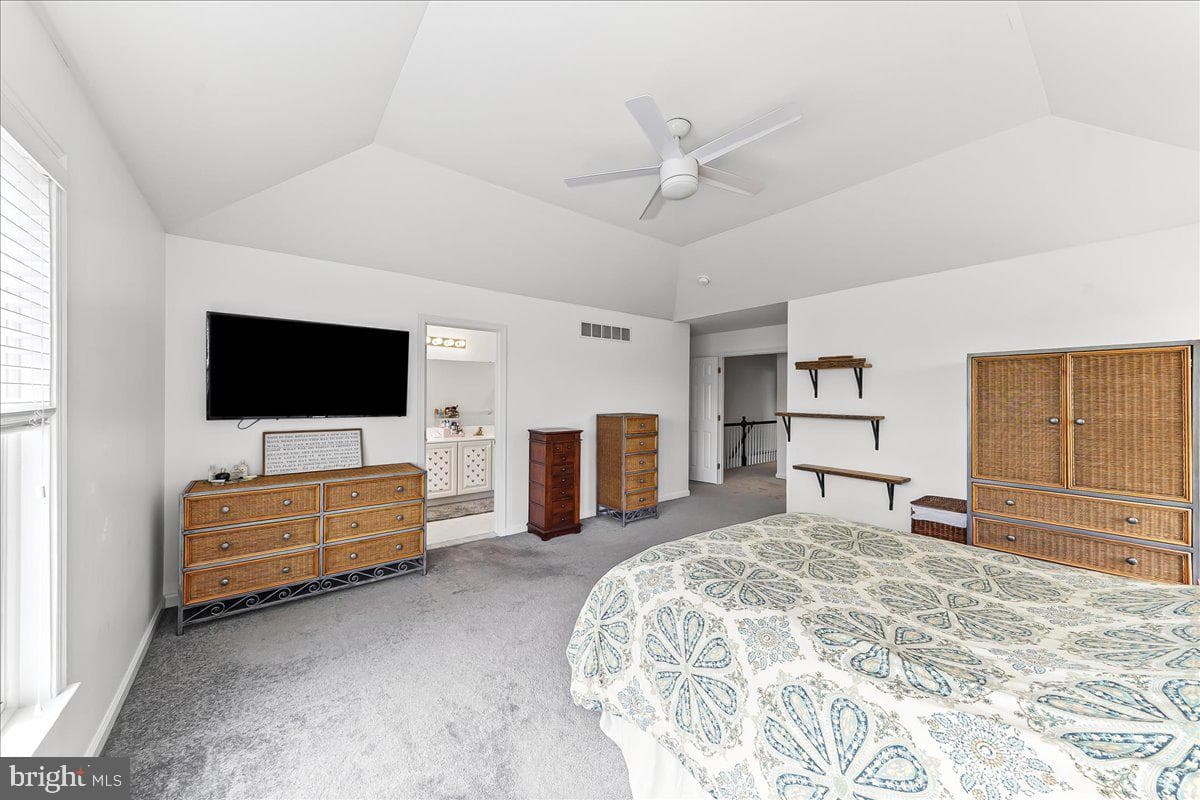 706 Whispering Brooke Dr # 706 photo 18