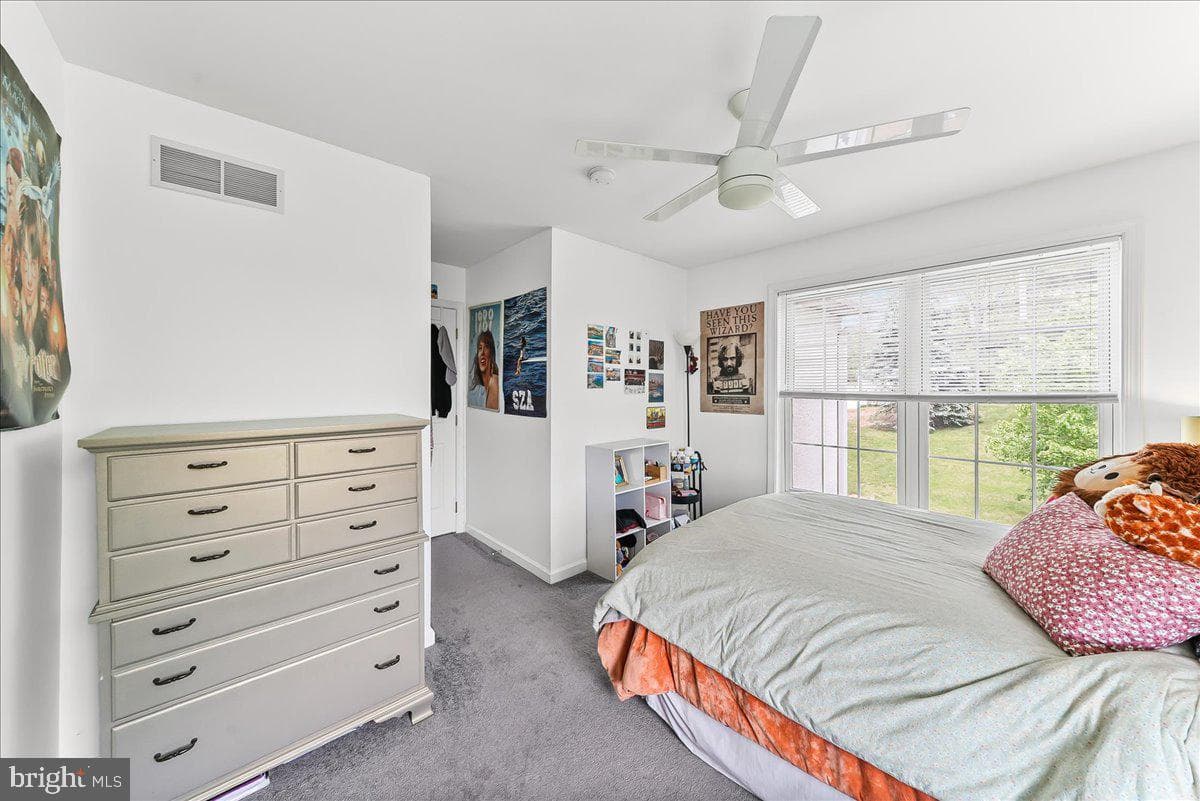 706 Whispering Brooke Dr # 706 photo 24