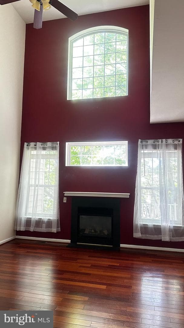 108 Stratford Ct photo 2