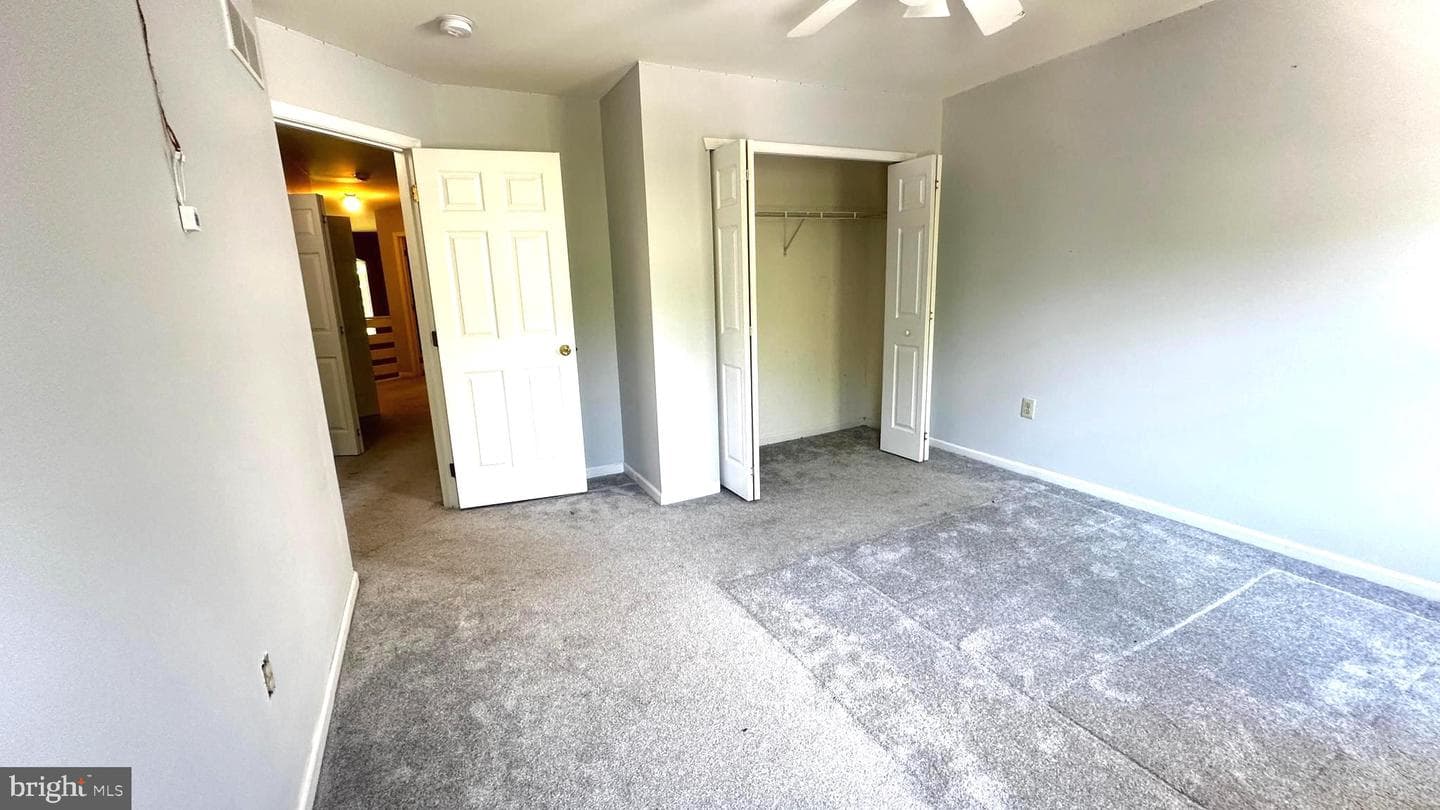 108 Stratford Ct photo 24