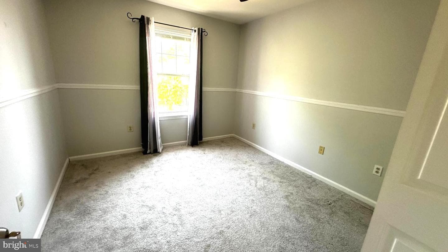 108 Stratford Ct photo 25