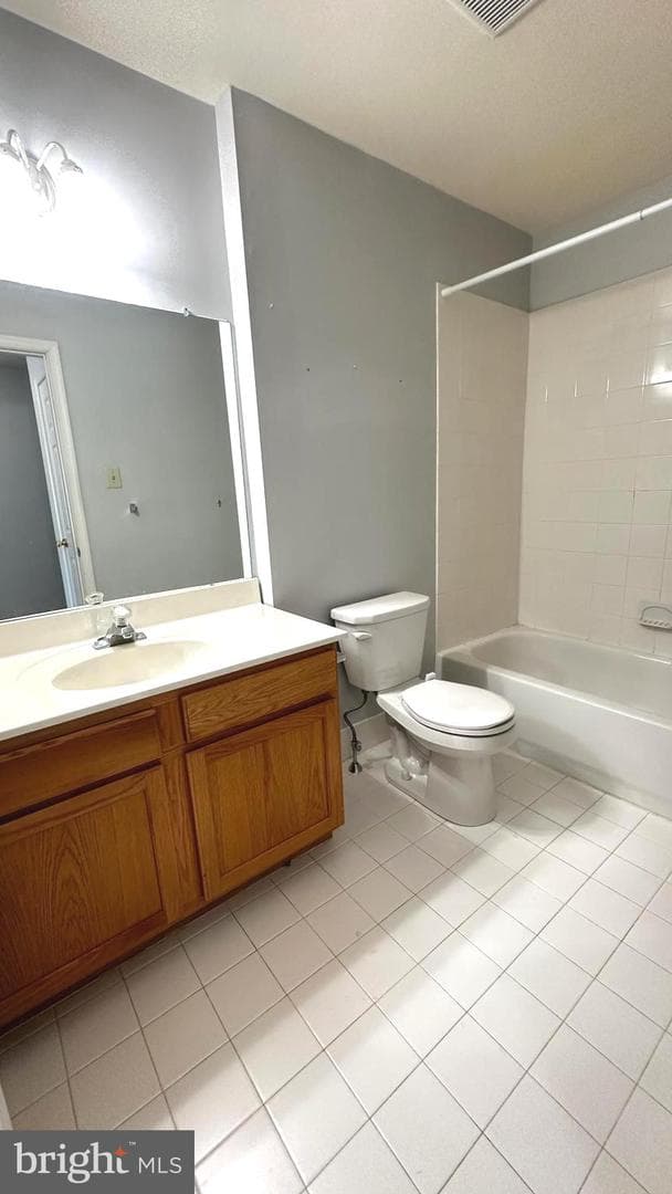 108 Stratford Ct photo 28