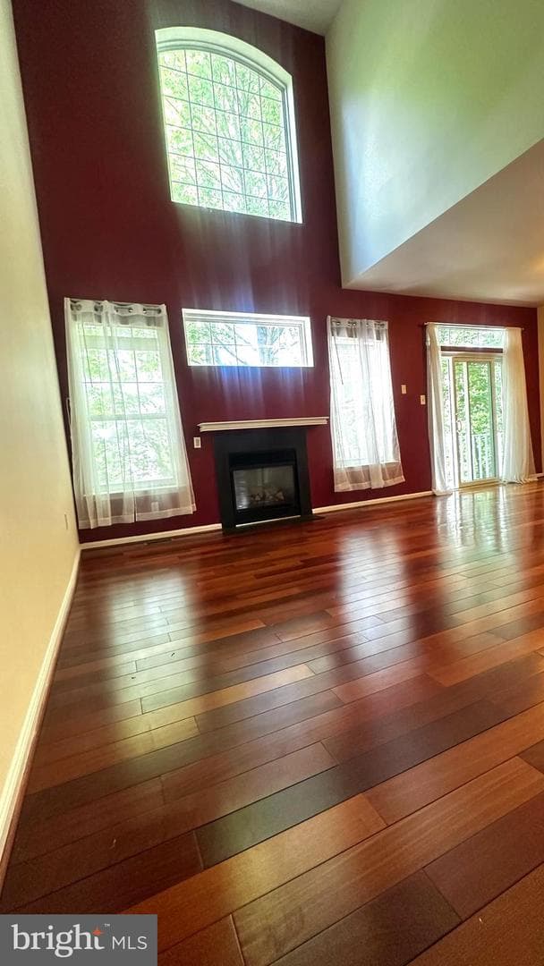 108 Stratford Ct photo 3