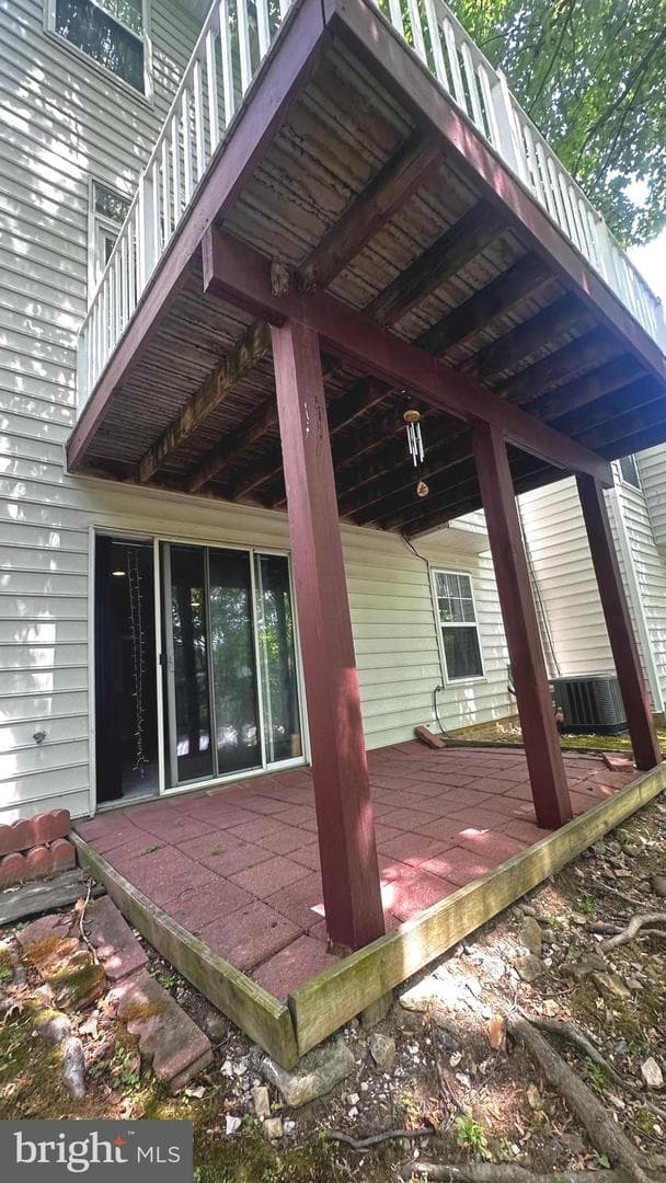 108 Stratford Ct photo 37