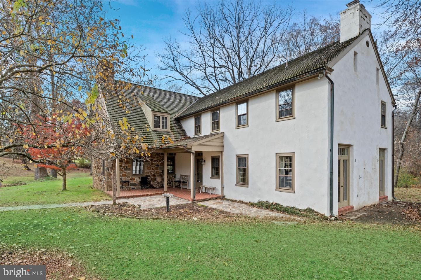 975 Brintons Bridge Road photo 4