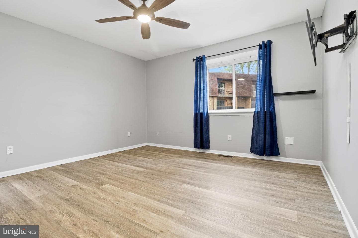 1110 Valley Drive #1110 photo 24