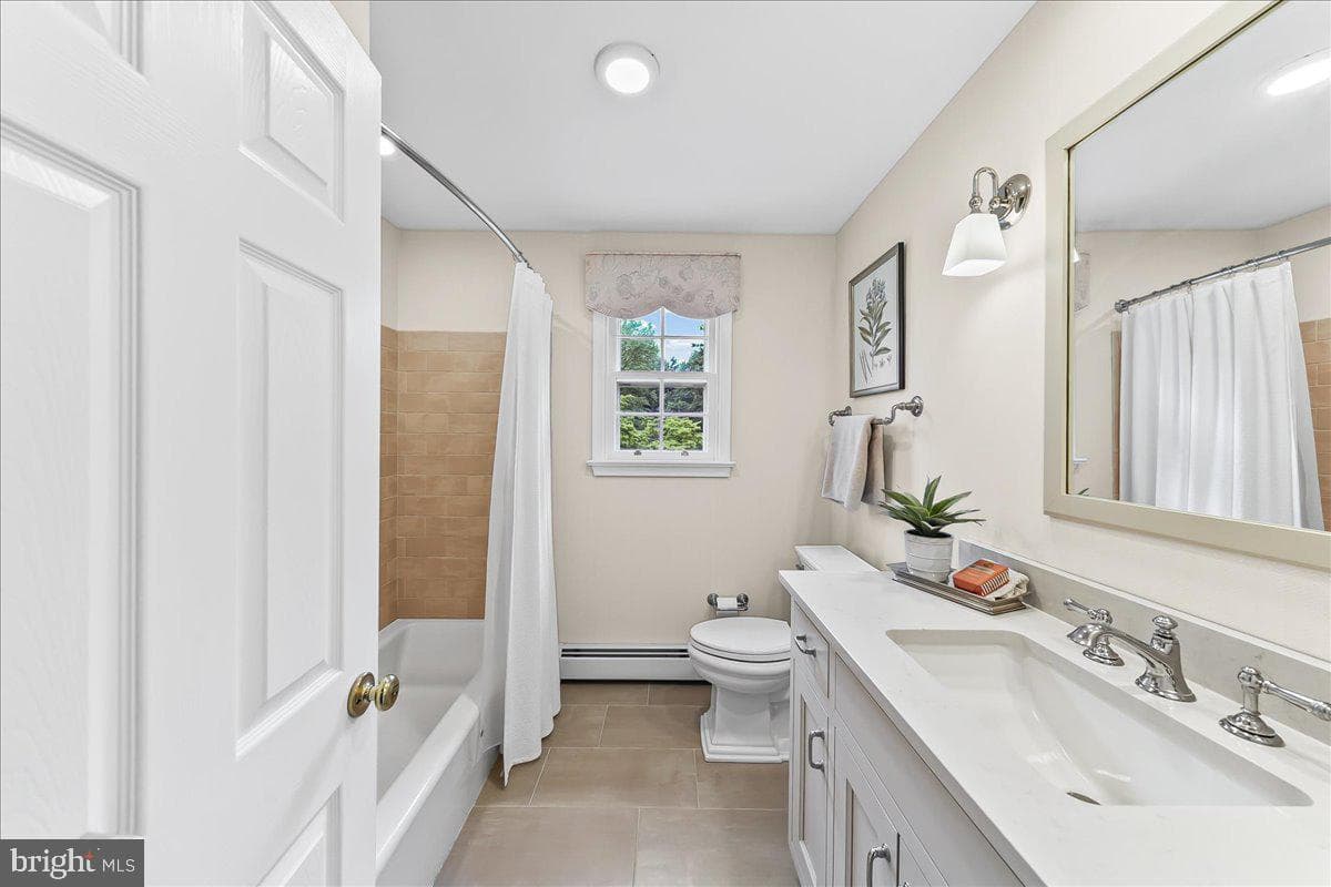 1026 Waltham Road photo 37