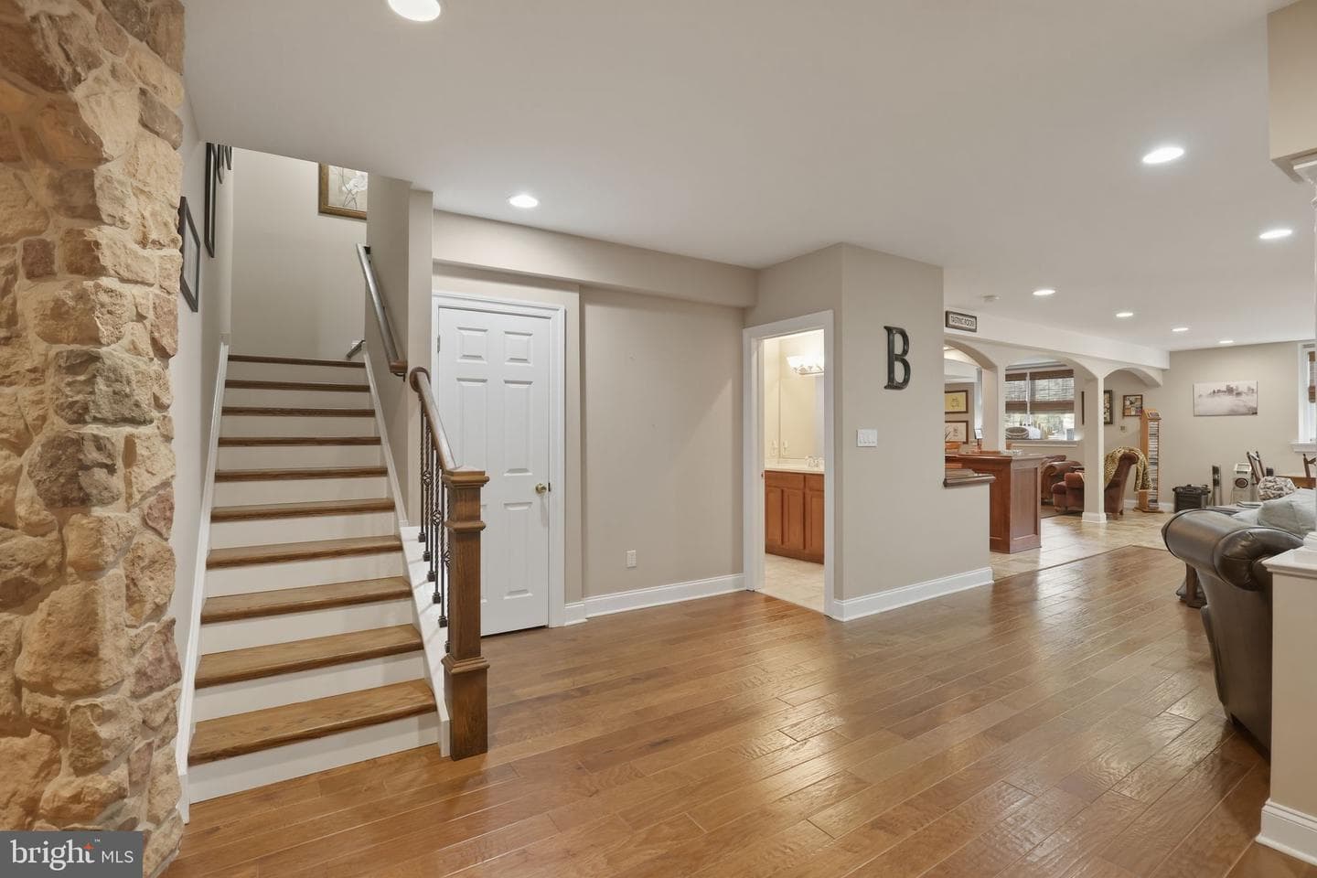1805 Cold Springs Dr photo 32