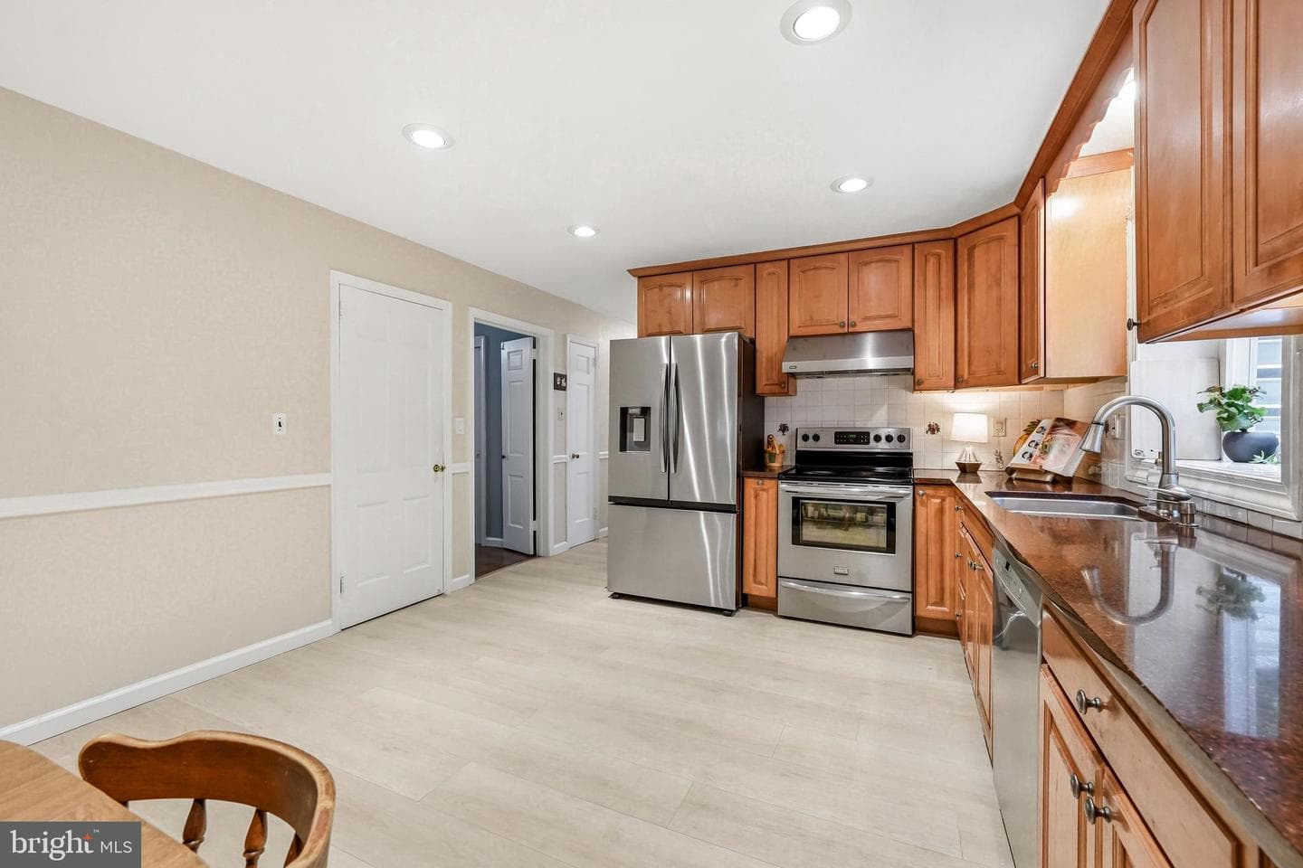 407 Margo Lane photo 18