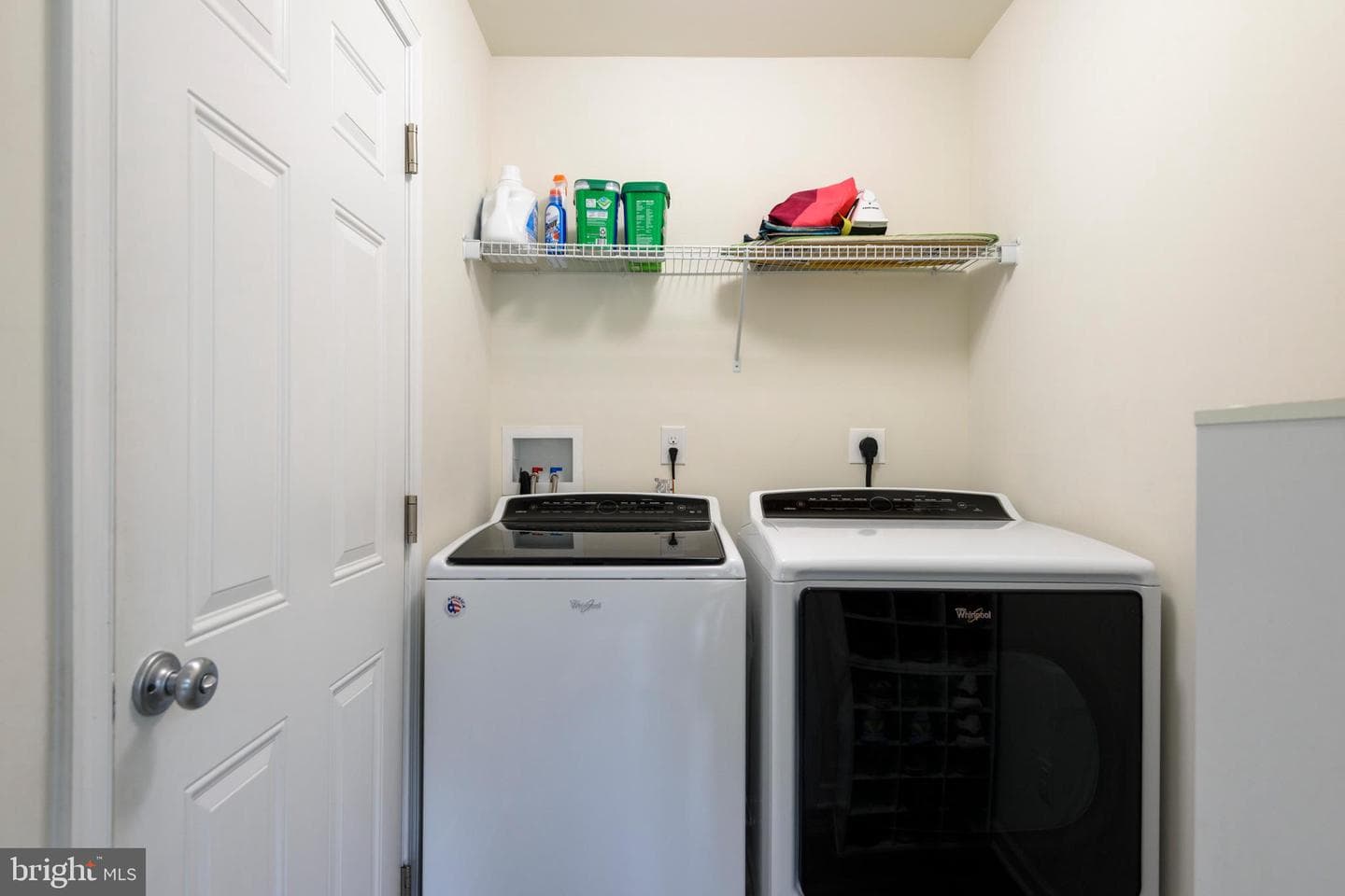 432 Highland Court photo 17