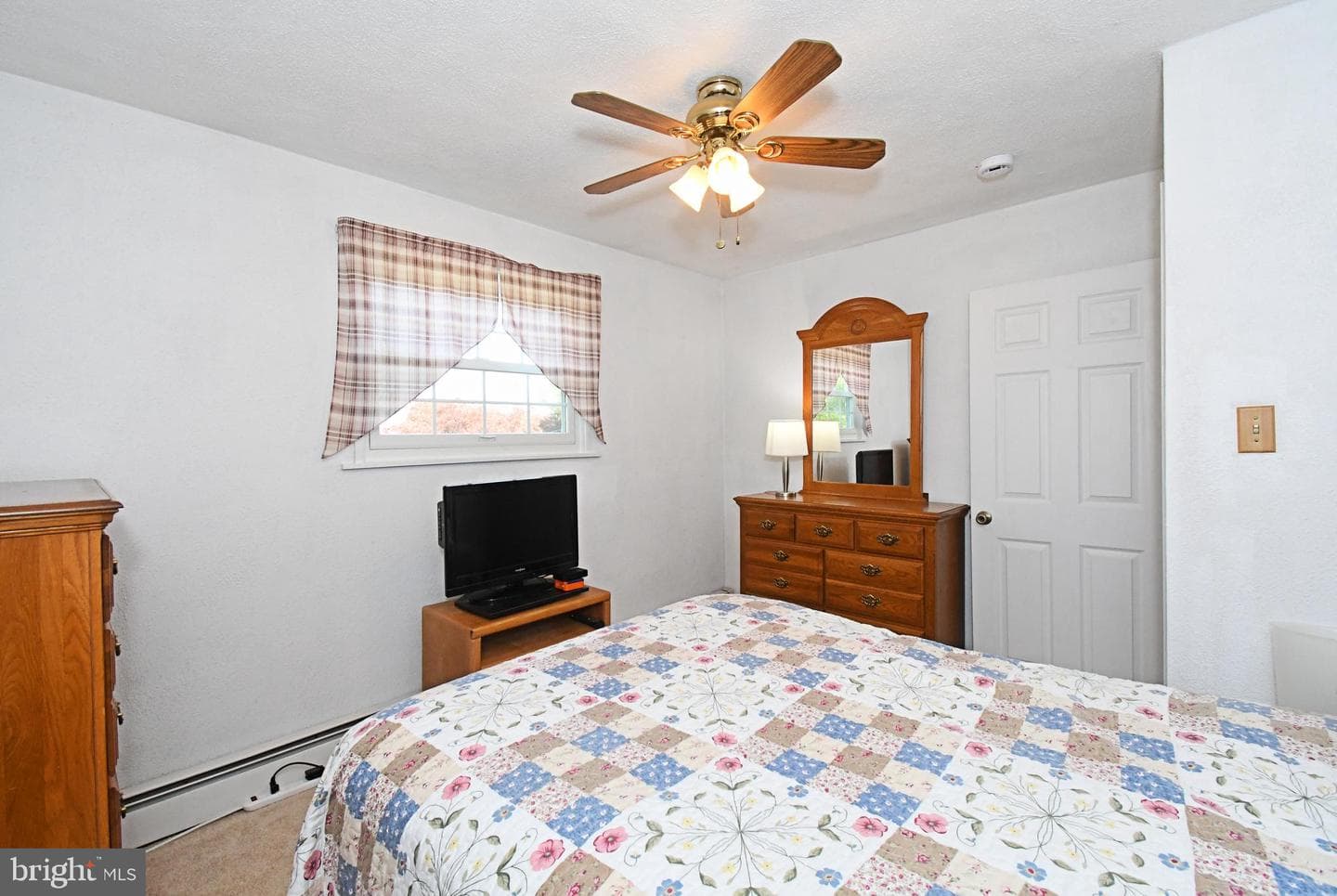 64 Mitchell Drive photo 24