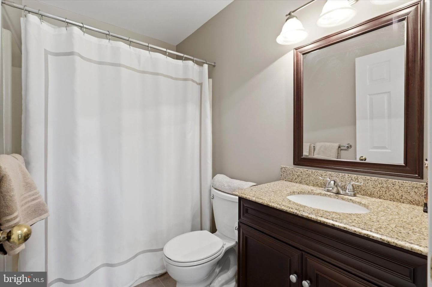 60 Cabot Drive photo 29
