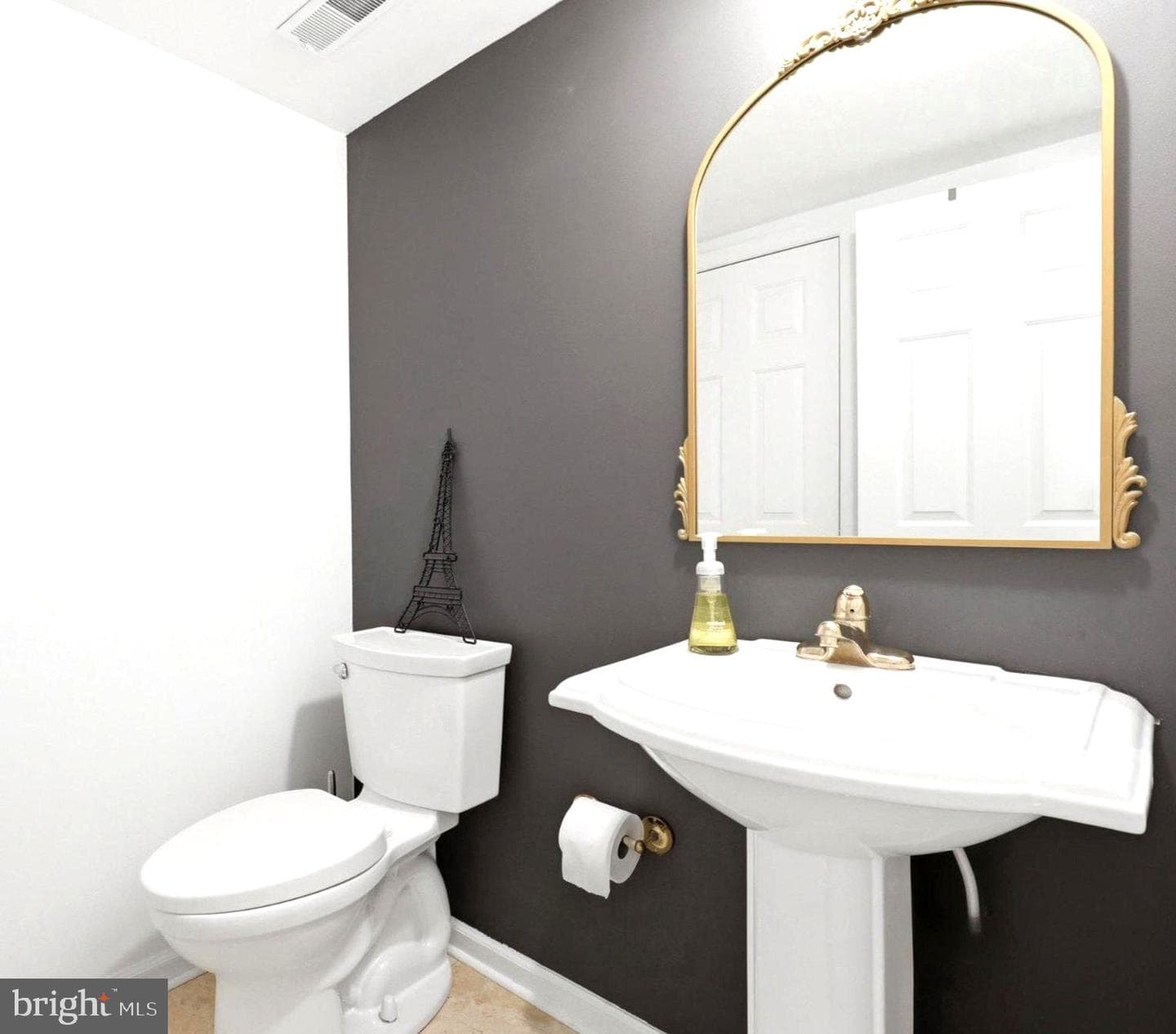 60 Cabot Drive photo 34