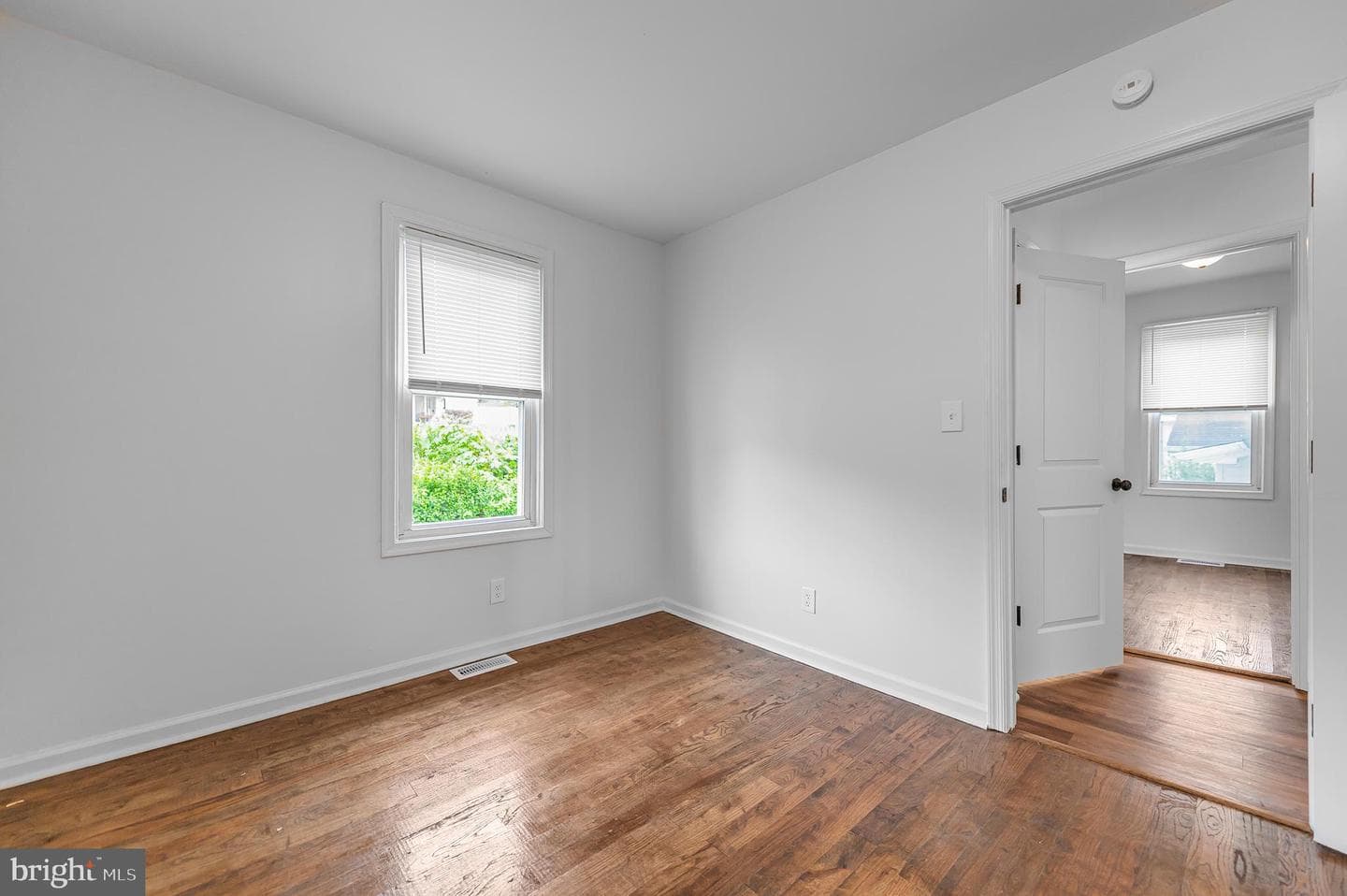 1402 Valley Road photo 24