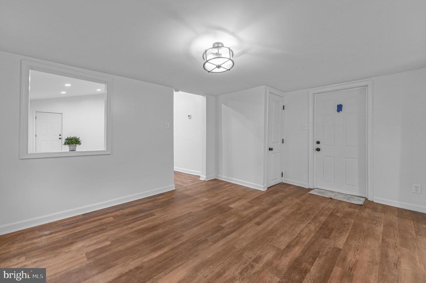 1402 Valley Road photo 9