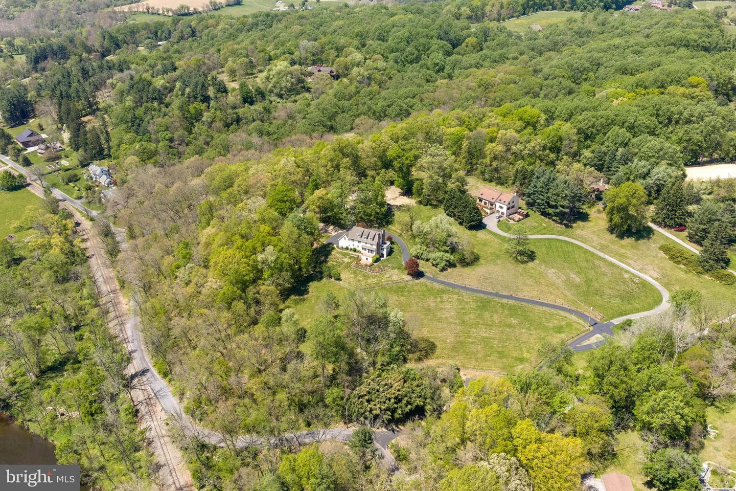 631 Harveys Bridge Road photo 5