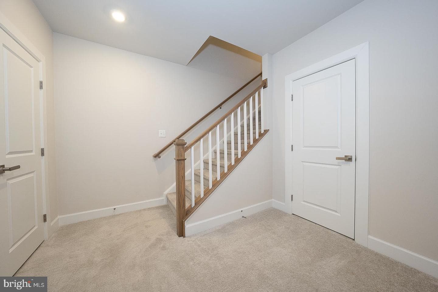 1715 Frost Lane photo 36