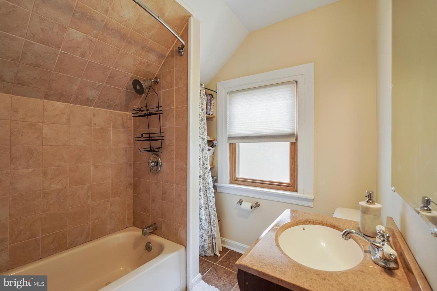971 Henry Avenue photo 20