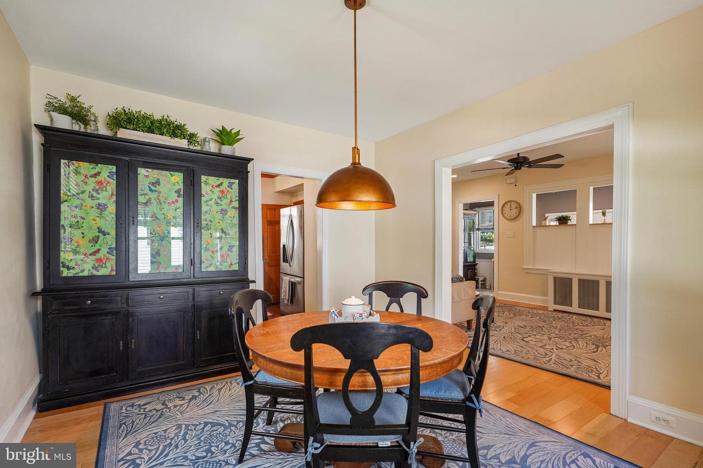 971 Henry Avenue photo 8
