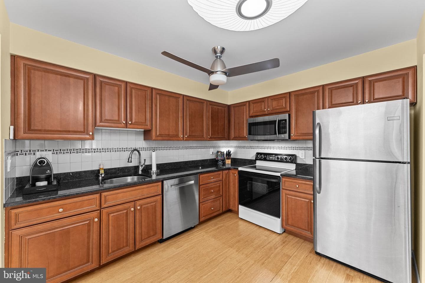 1704 Raintree Lane photo 9