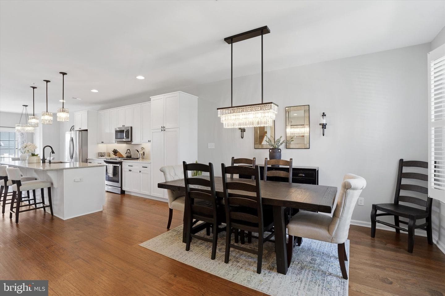 401 Quigley Drive photo 2