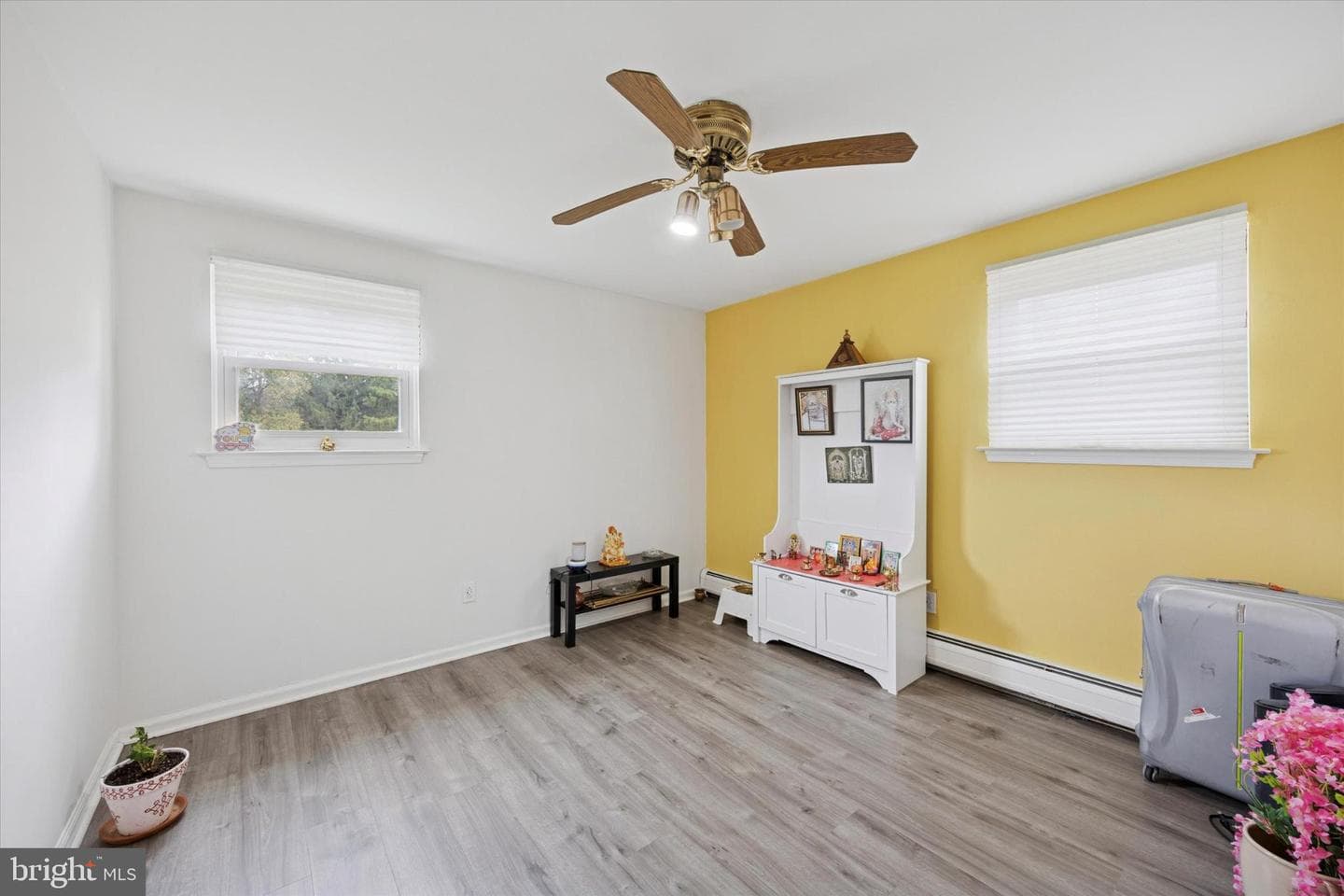 315 Oak Lane W photo 7