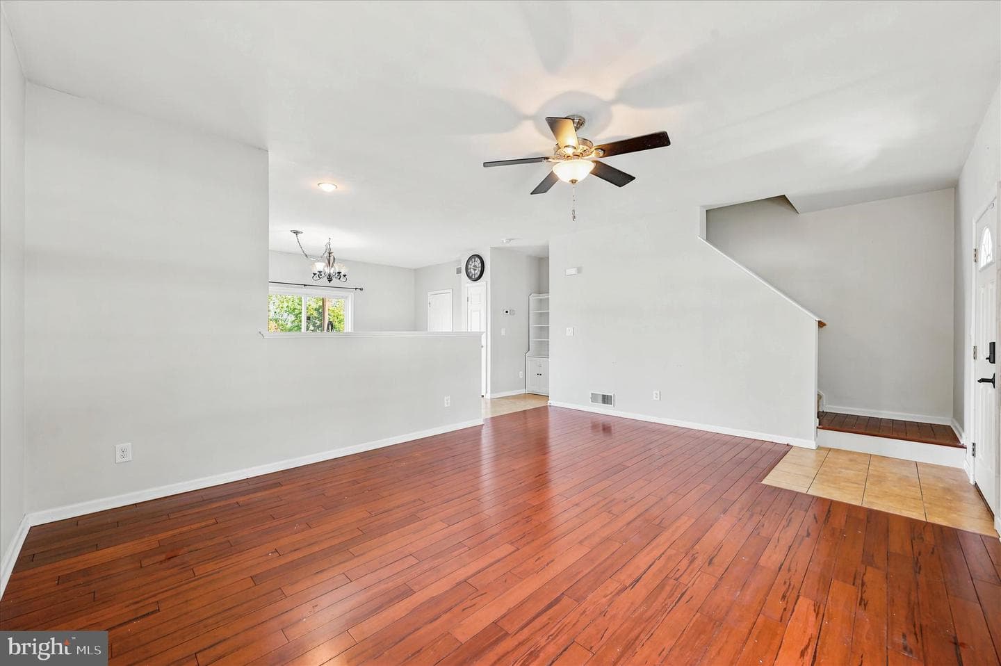 3815 Hazelwood Avenue photo 4