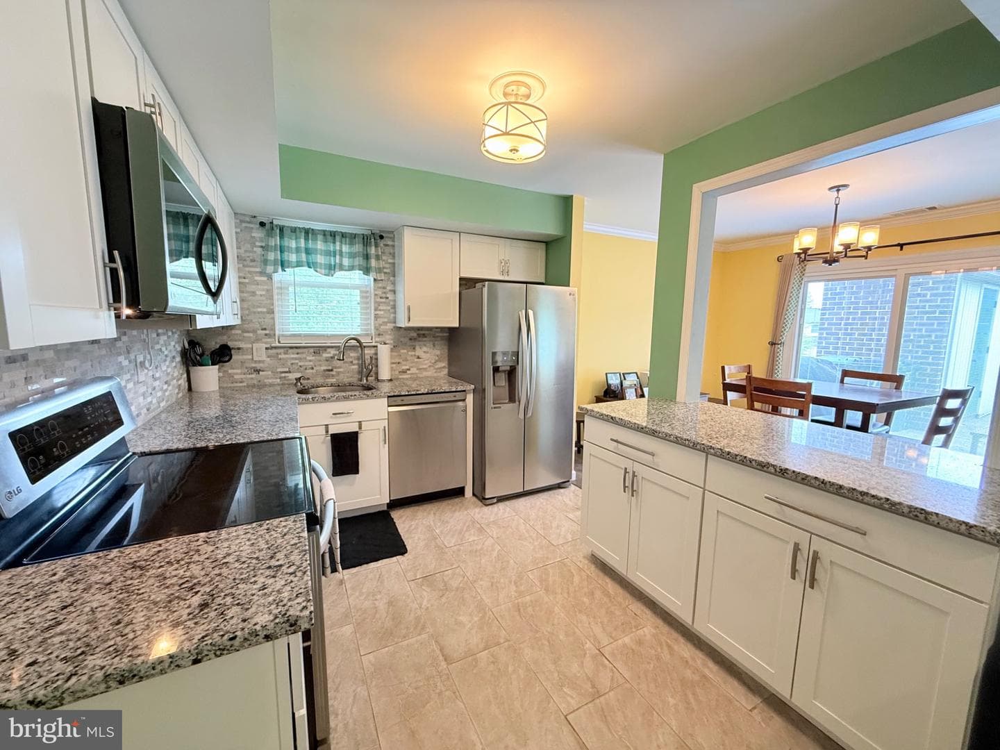 111 Argyll Court #12 photo 5