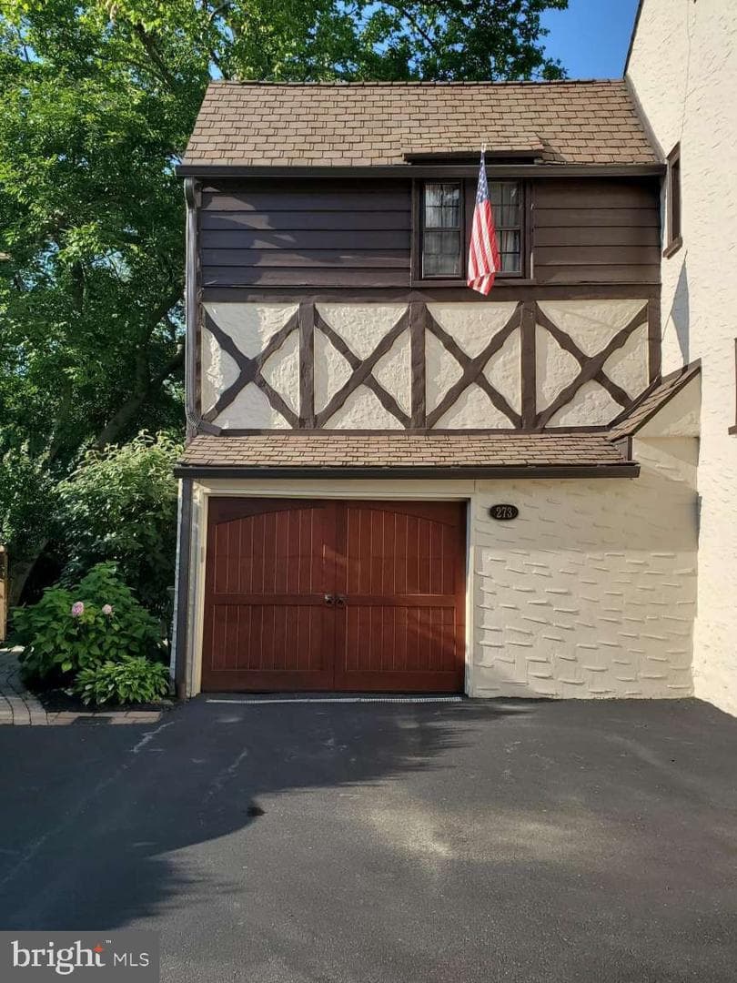 273 Strafford Avenue photo 3