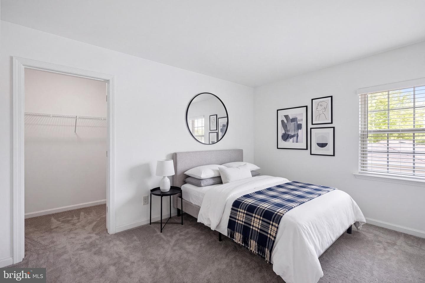 530 Gramercy Lane photo 20
