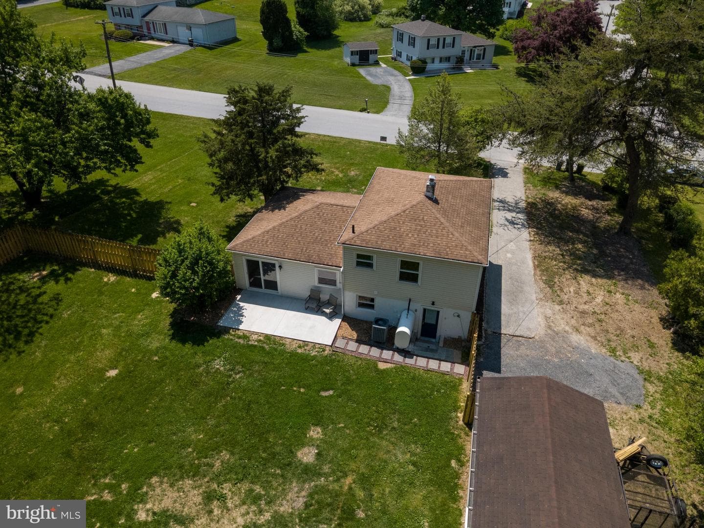 970 Kingsway Drive photo 61