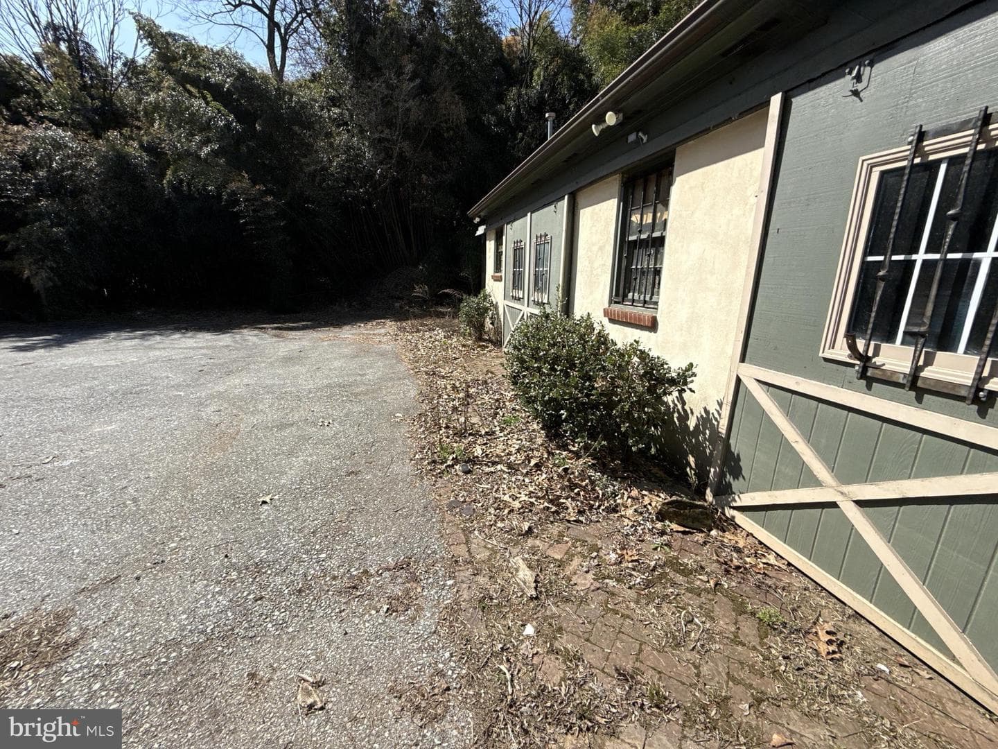 888 Horseshoe Pike