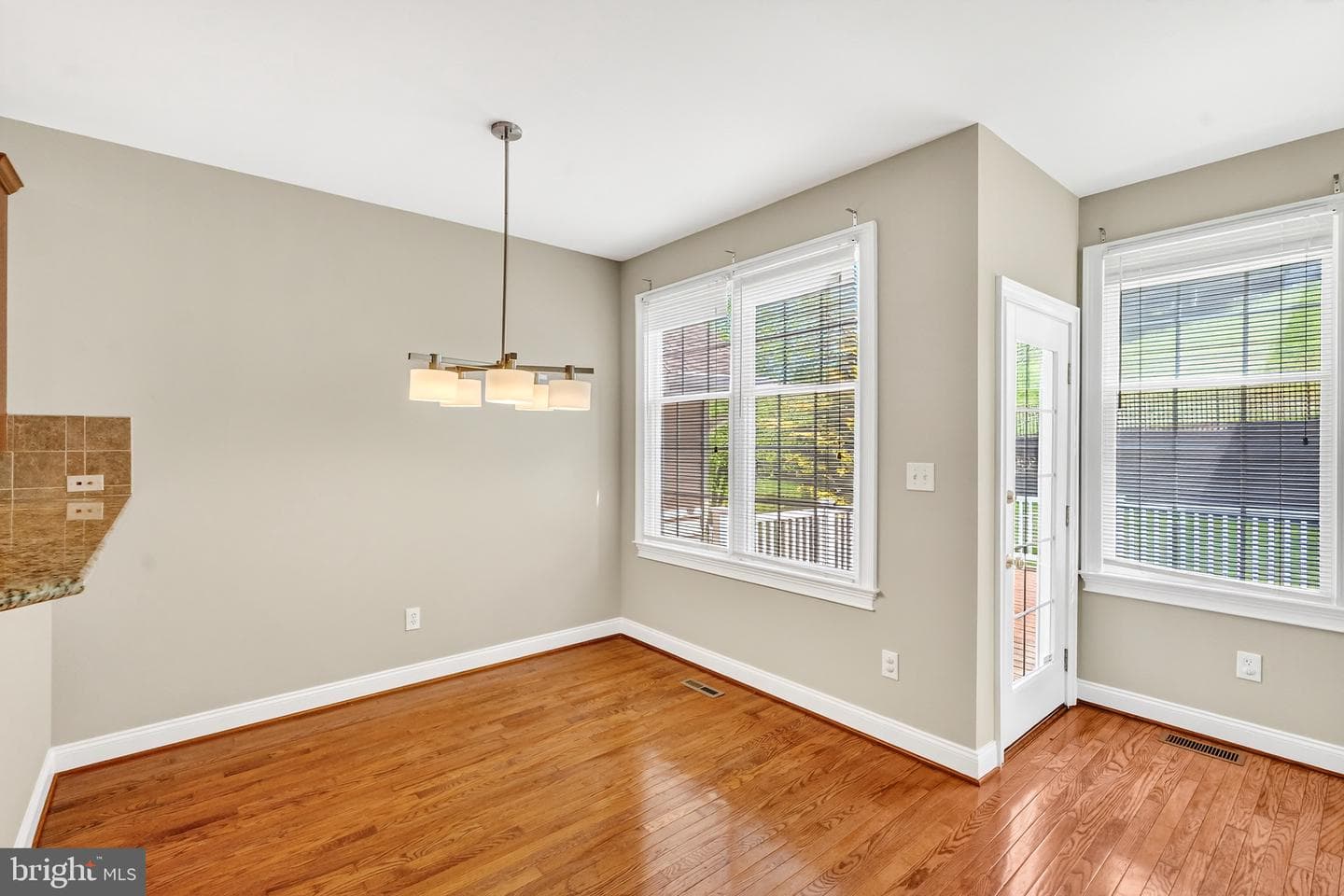 49 Sloan Road photo 14