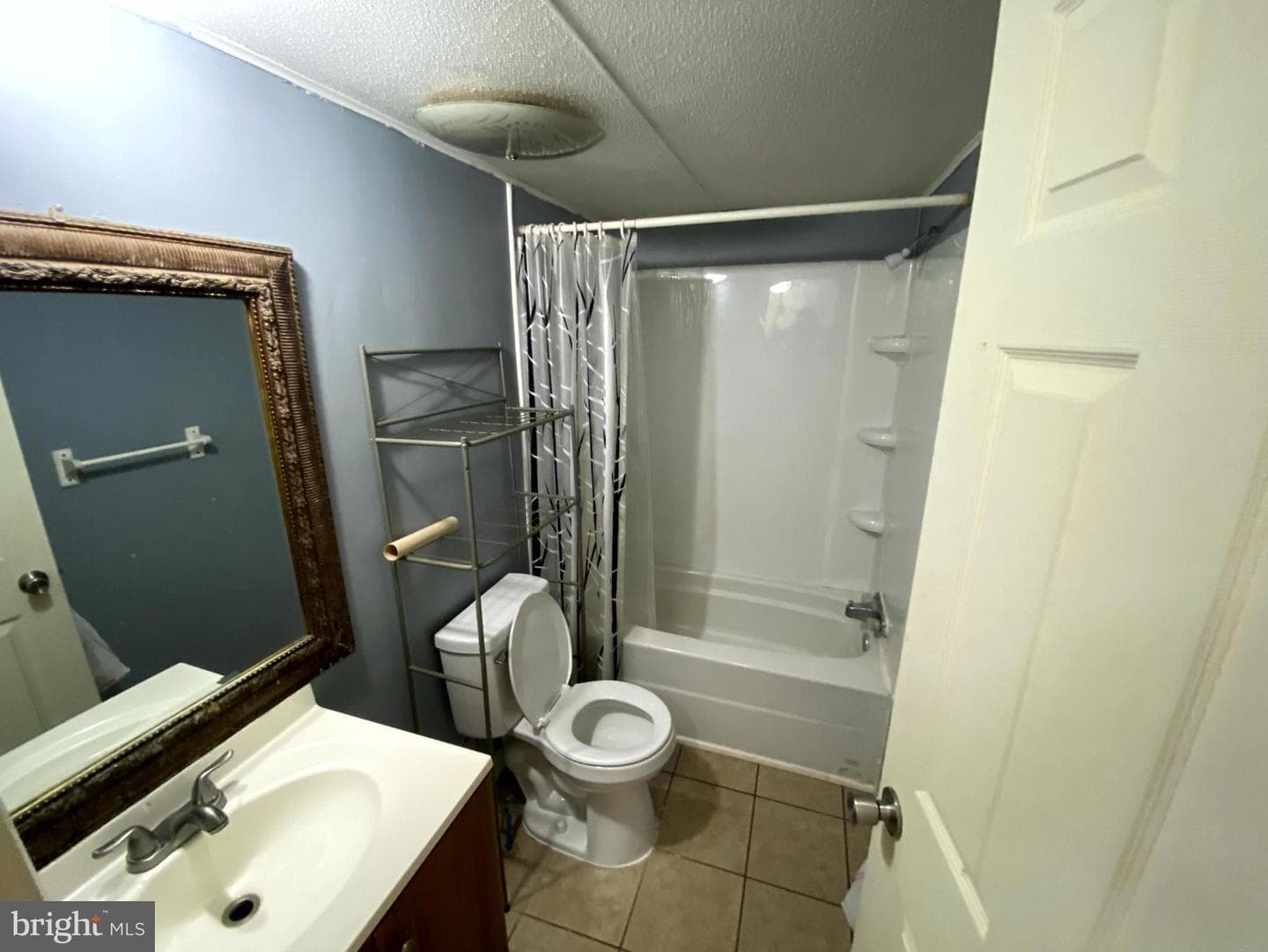 6 Londonderry Court photo 6
